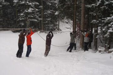 Teambuilding Teamaufgaben gemeinsam lösen